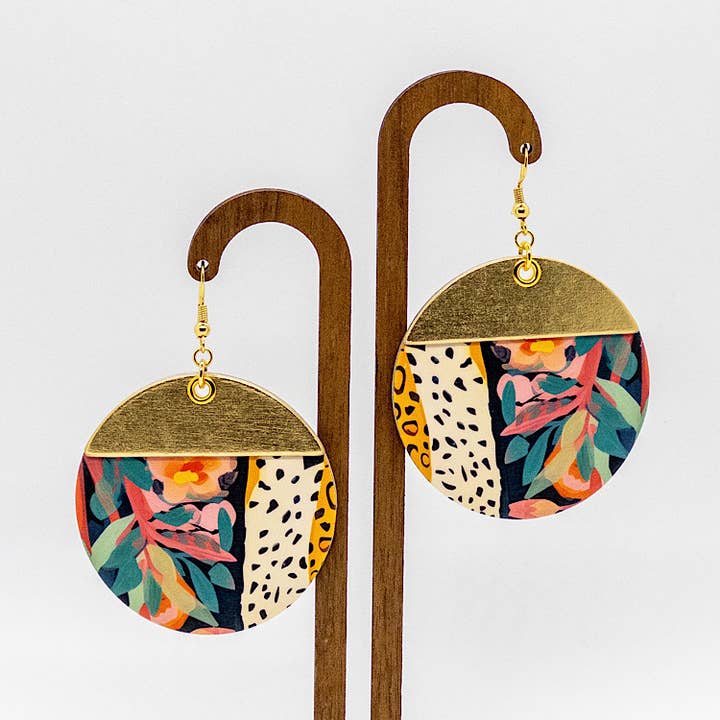 BRITTNEY 2"- Collection Signature pour la vente par Monday Morning Press