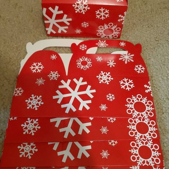 Party Expo, LLC - Wholesale Party Favor Bag/Box - Red & White Snowflake Treat Boxes
