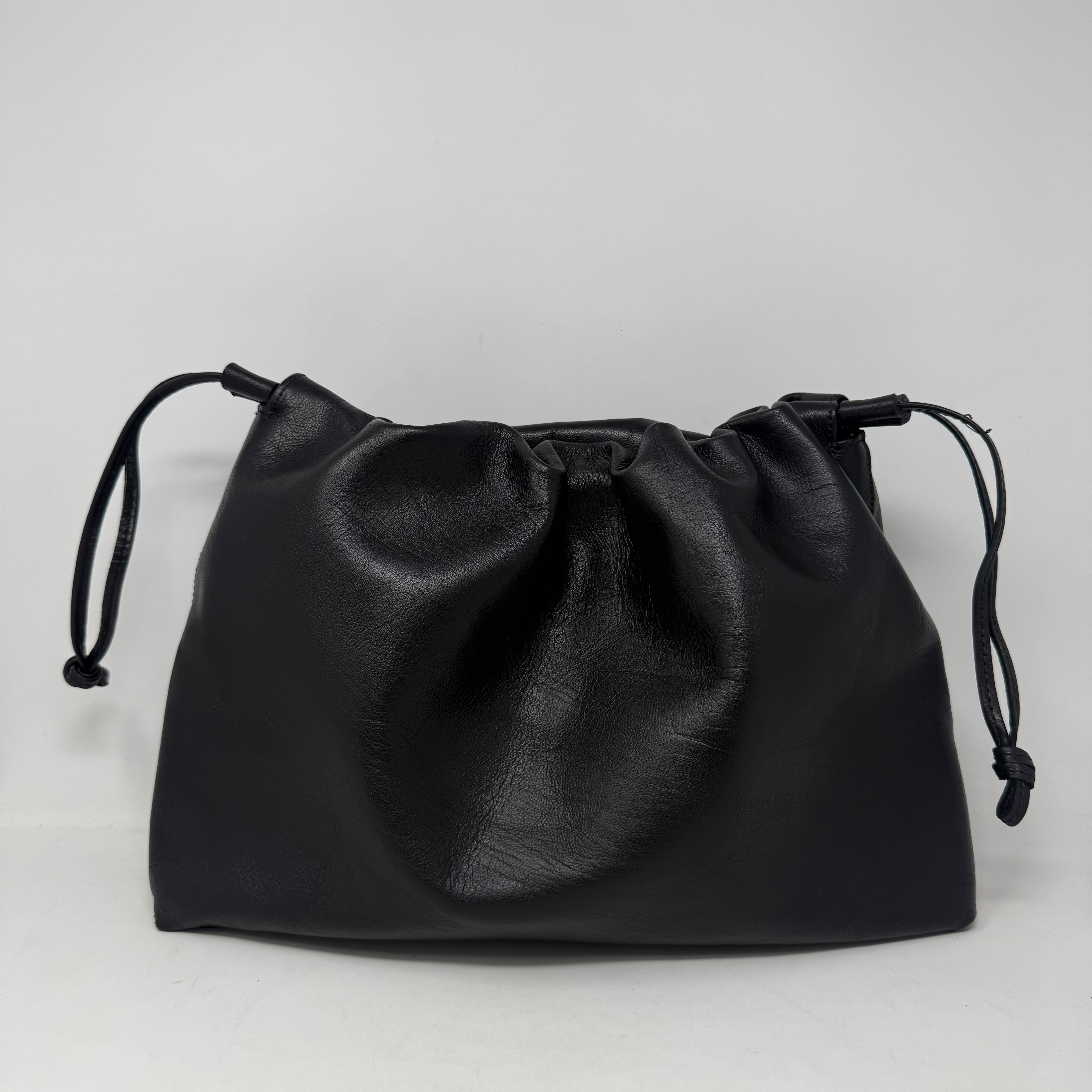 Artisan Stories - Wholesale Crossbodytas - Dames - Handgemaakte Leren Slouch Tas – Zwart2