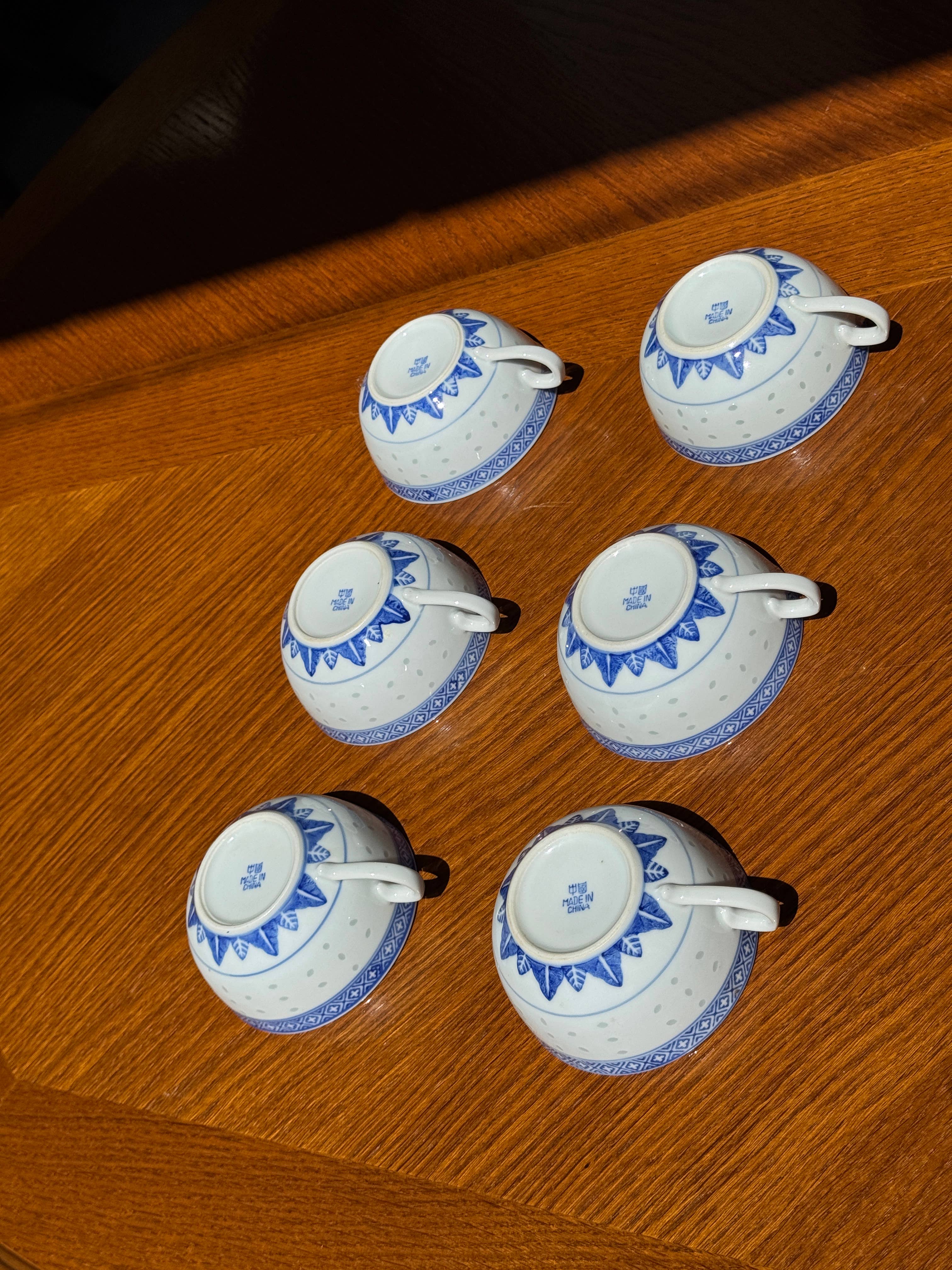 Office Objets - Wholesale Tea Set - Small Chinese tea set with 6 cups and saucers13