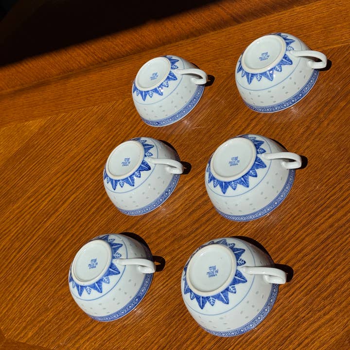 Office Objets - Wholesale Tea Set - Small Chinese tea set with 6 cups and saucers13