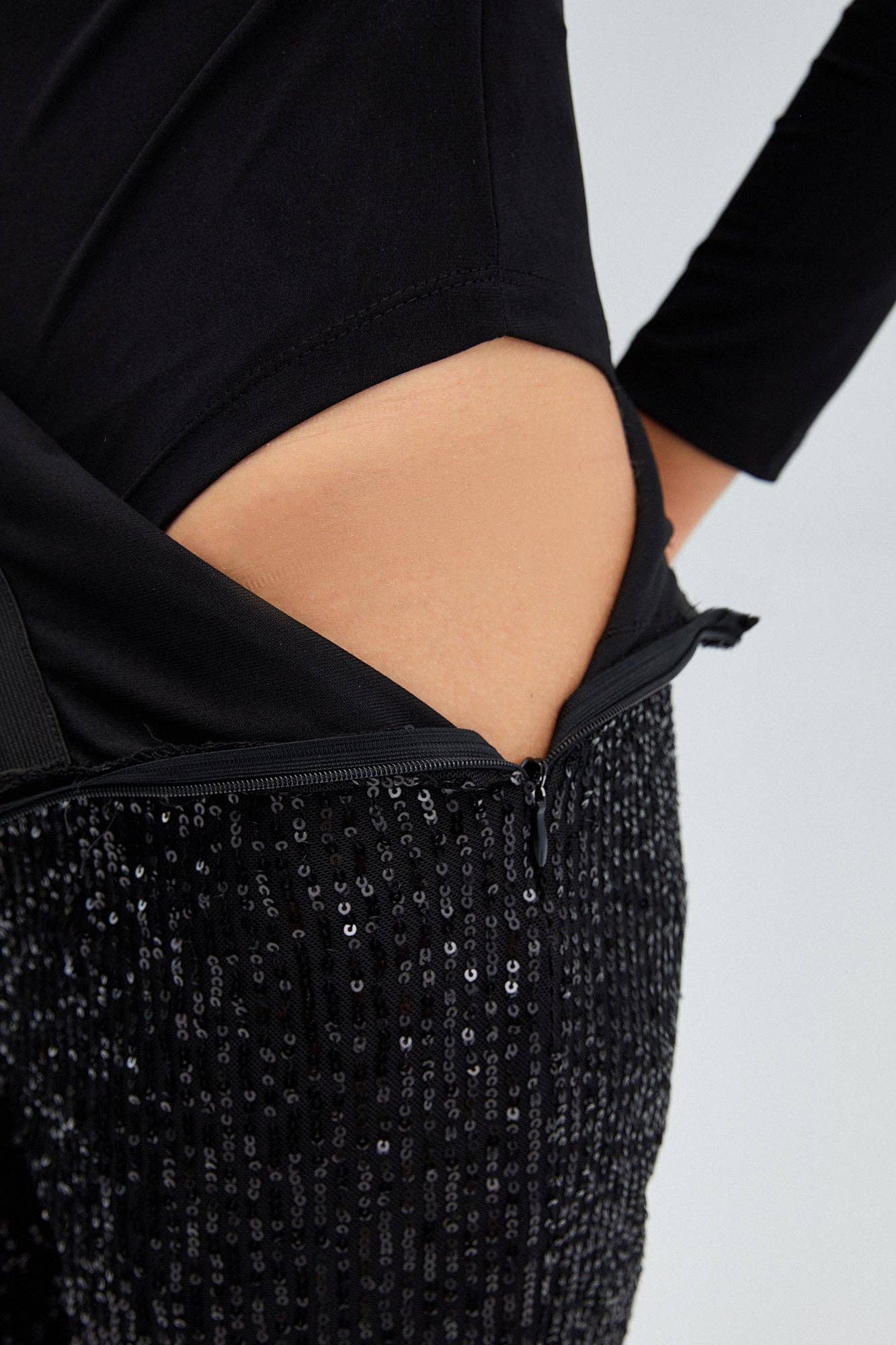 Negro BODY DRAPEADO ELÁSTICO - AJUSTE ENVUELTO DE MANGA LARGA de venta al por mayor en Faire3