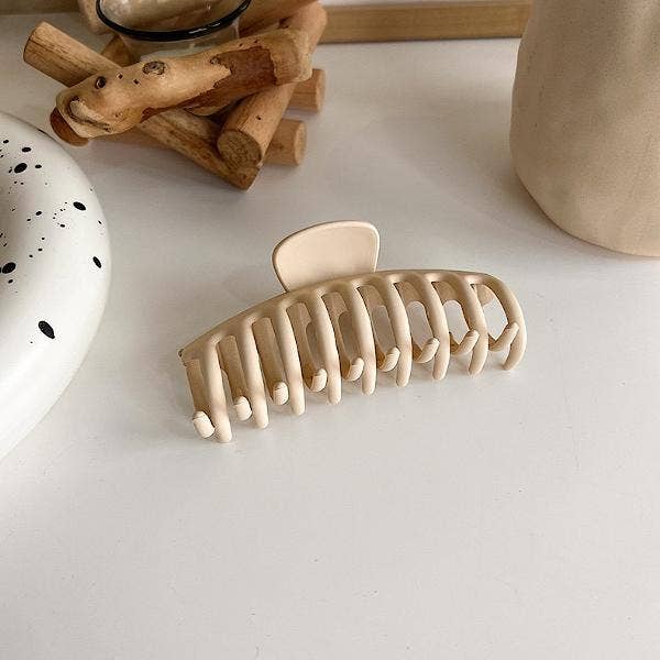 LanLivia - Wholesale Hair Clip - Women's - Milky Coffee Color Tone Claw Hair Clips10