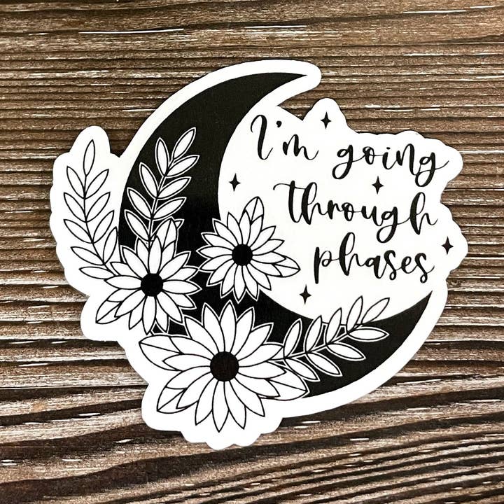 Jag går igenom faser, halvmåne, utskuren vinylklistermärke, boho-kul, vattenresistent, natthimmel månrymd | Klistermärke eller magnet för wholesale av Handmade by Marlayna