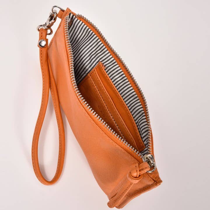 GABEE PRODUCTS - Wholesale Wristlet - Abril Soft Leather Wristlet Purse19
