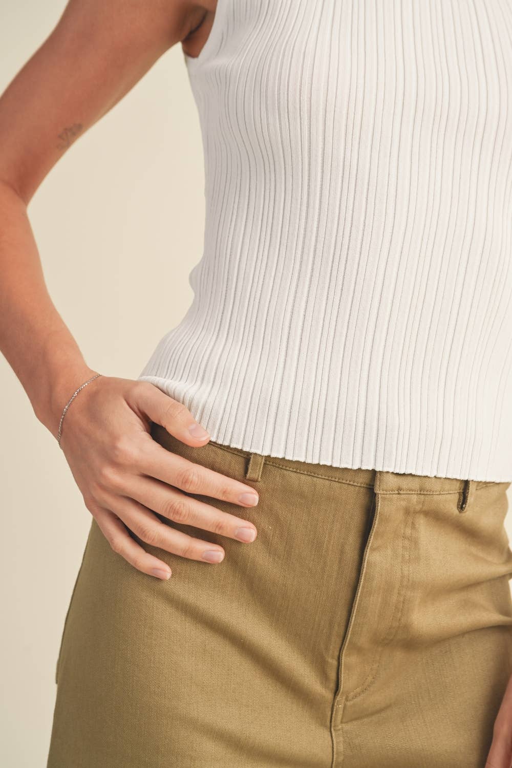 MIOU MUSE - Wholesale Knit Top - Women's - T3779   VISCOSE RIBBED KNITTED TOP9