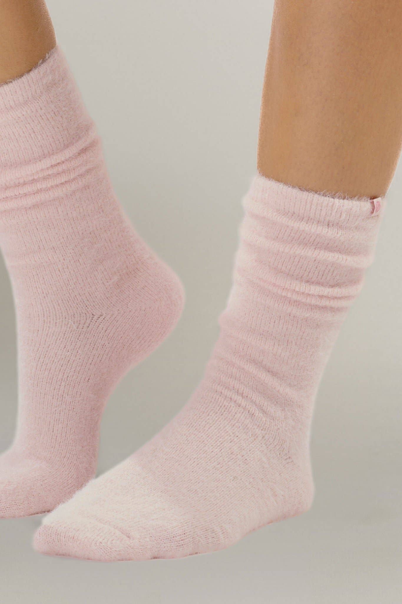Faceplant Dreams - Wholesale Socks - Women's - Faceplant Soft Fuzzy Lounge Socks6