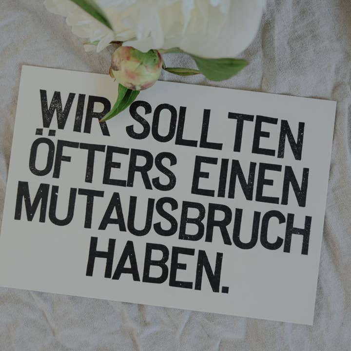 SAJA Design Atelier - Wholesale Postcard - Stamped postcard “Outbreak of Courage”3