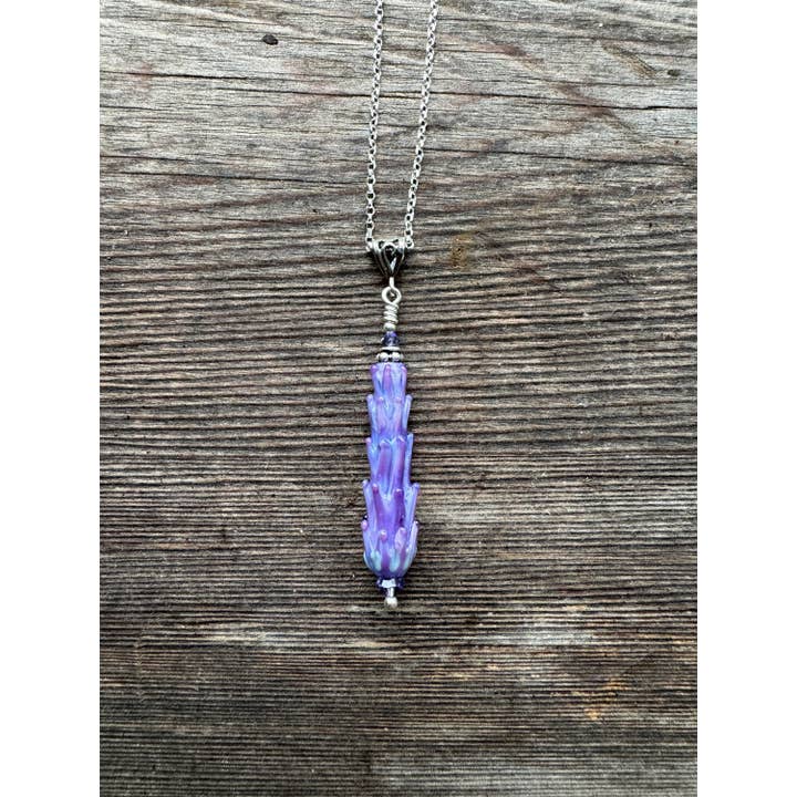 Lavender Beads - Vendita all'ingrosso Collana con ciondolo/pendaglio - Ciondolo lungo con perline di vetro color lavanda su catenina in argento da 61 cm, grande1
