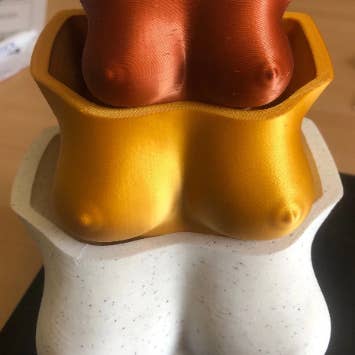 CMbeautifuldesigns - Wholesale Plant Pot - Boob Planter2