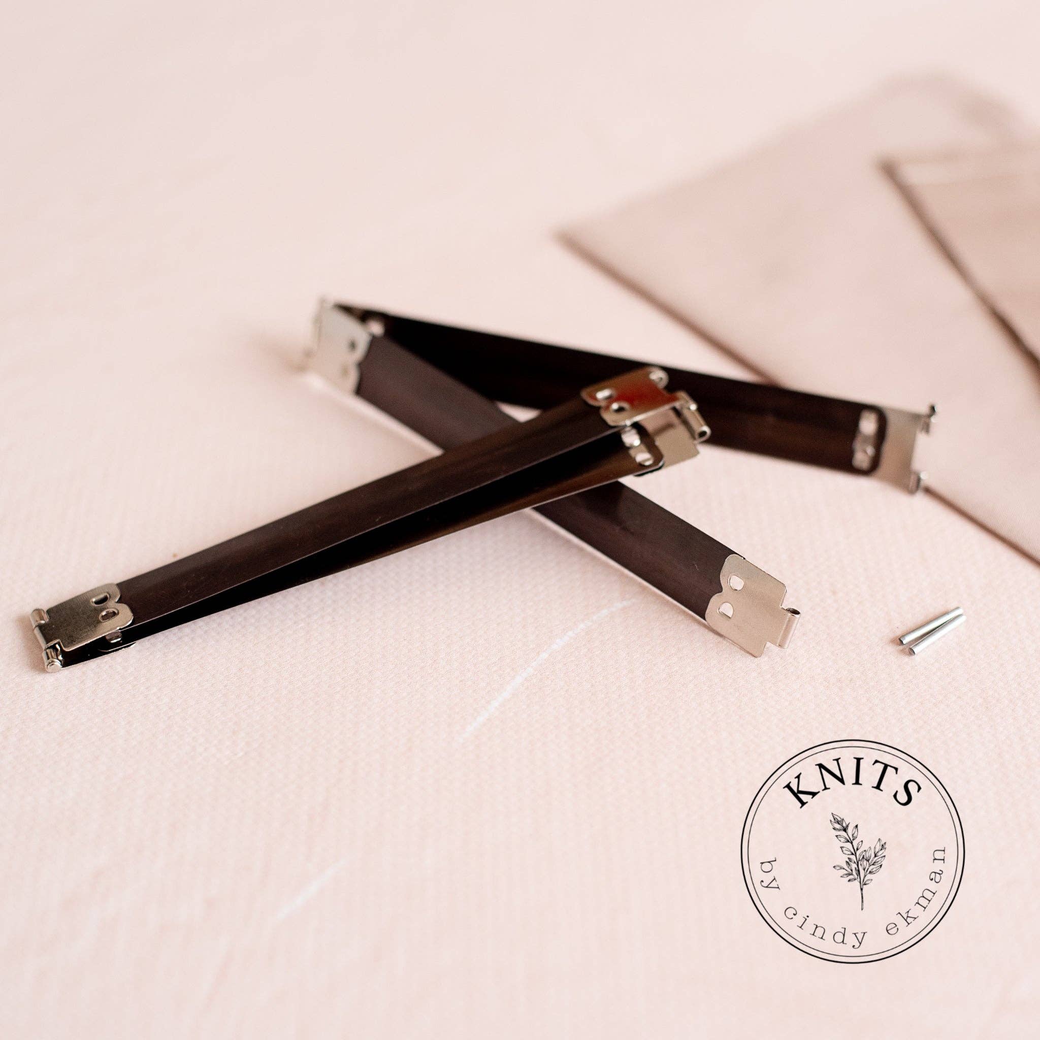 KNITS by ce AB - Venta al por mayor Material para punto/ganchillo - Clips internos del marco flexible4