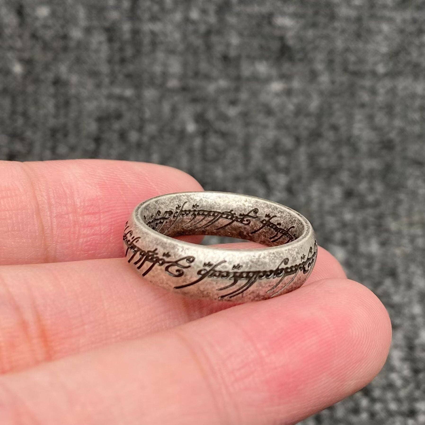 Mio Queena – wholesale Band/stacked ring – The Lord of The Rings 6mm Stainless Steel Ring - MJ/MR2