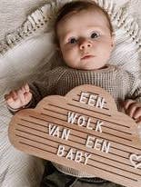 Letterboard Cloud mit 346 Buchstaben, Zahlen und Symbolen für den Großhandel von Rosinibabykinddesign
