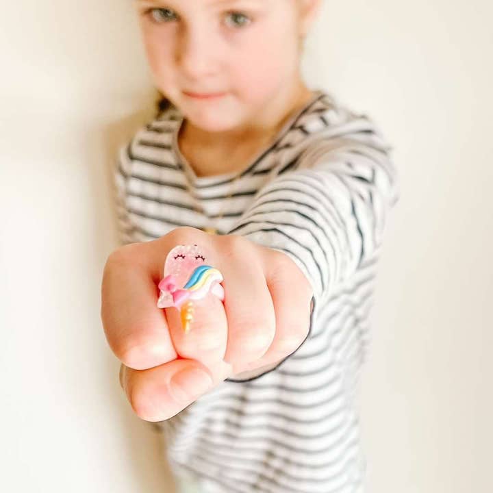 Anillos para niños: unicornios, arcoíris y mariposas para venta al por mayor de Shantiques Mini Creations