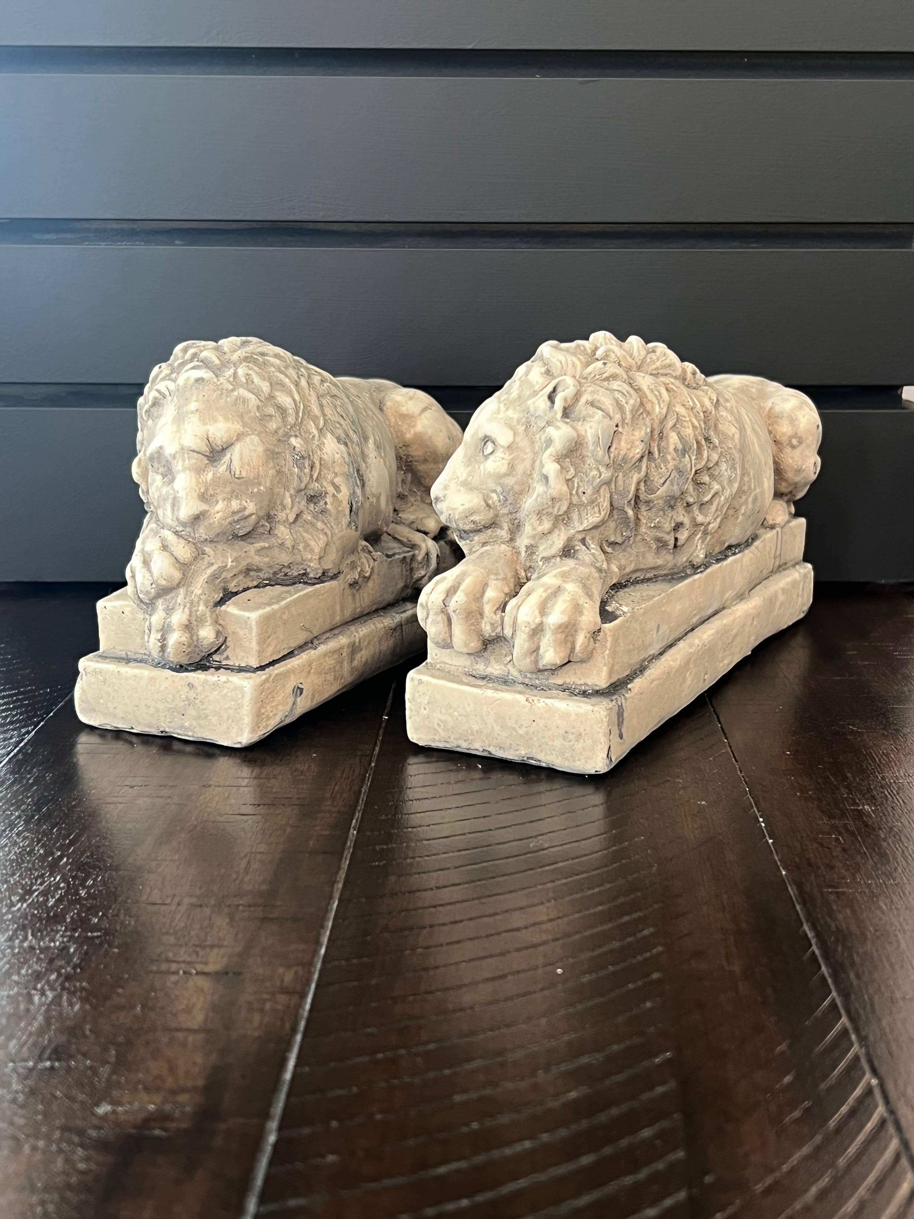 Masterpiece Studio - Wholesale Bookend - Resting Lion Bookends (BK2)3