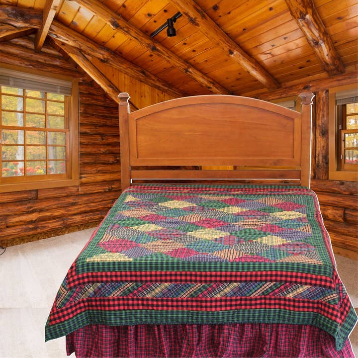 Celtic Labrinyth Quilt, Patchworked cotton Quilts. for wholesale by Patch Magic