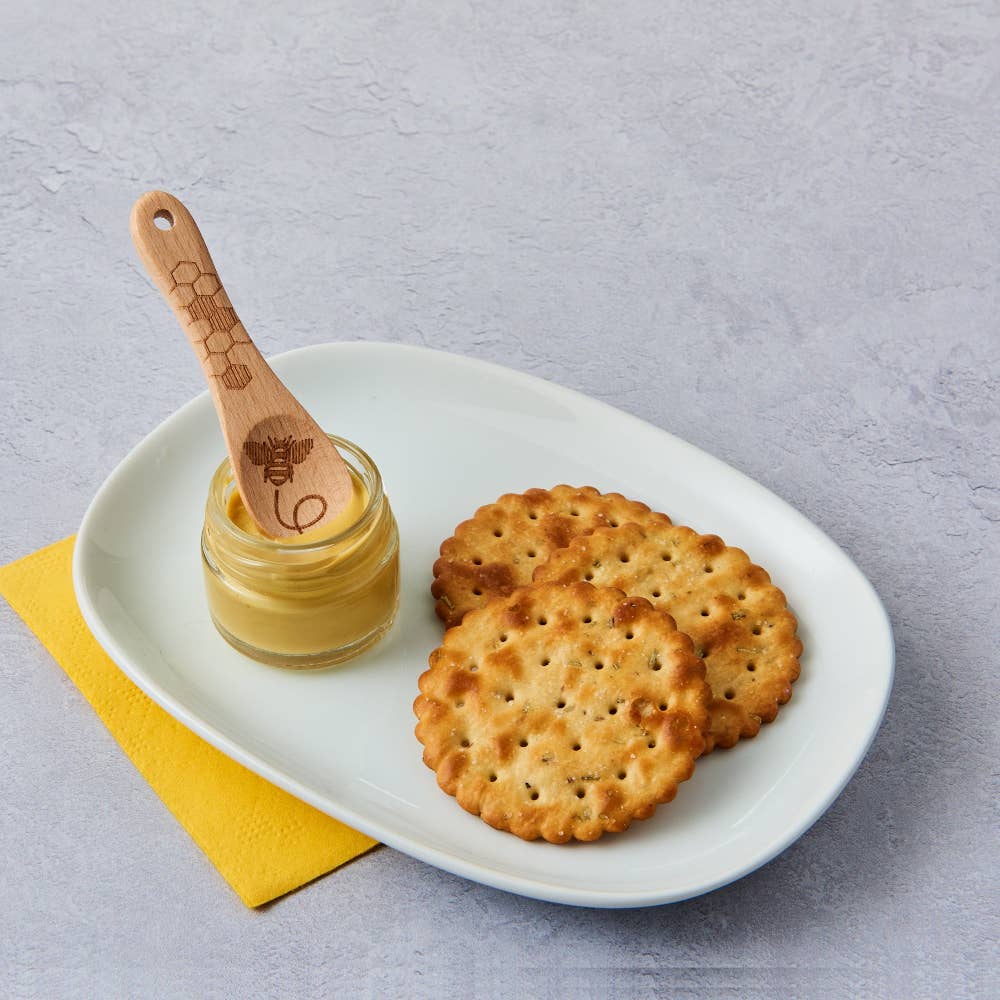 TALISMAN DESIGNS – wholesale Kökssked – Beechwood Mini Spoon Bee - 24 enhetsdisplay2