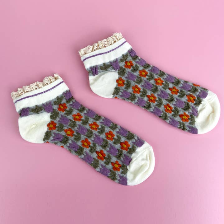 mildstyles – wholesale Strumpor - Dam – Lila Vit Retro Court Style Blommiga Spetsstrumpor1