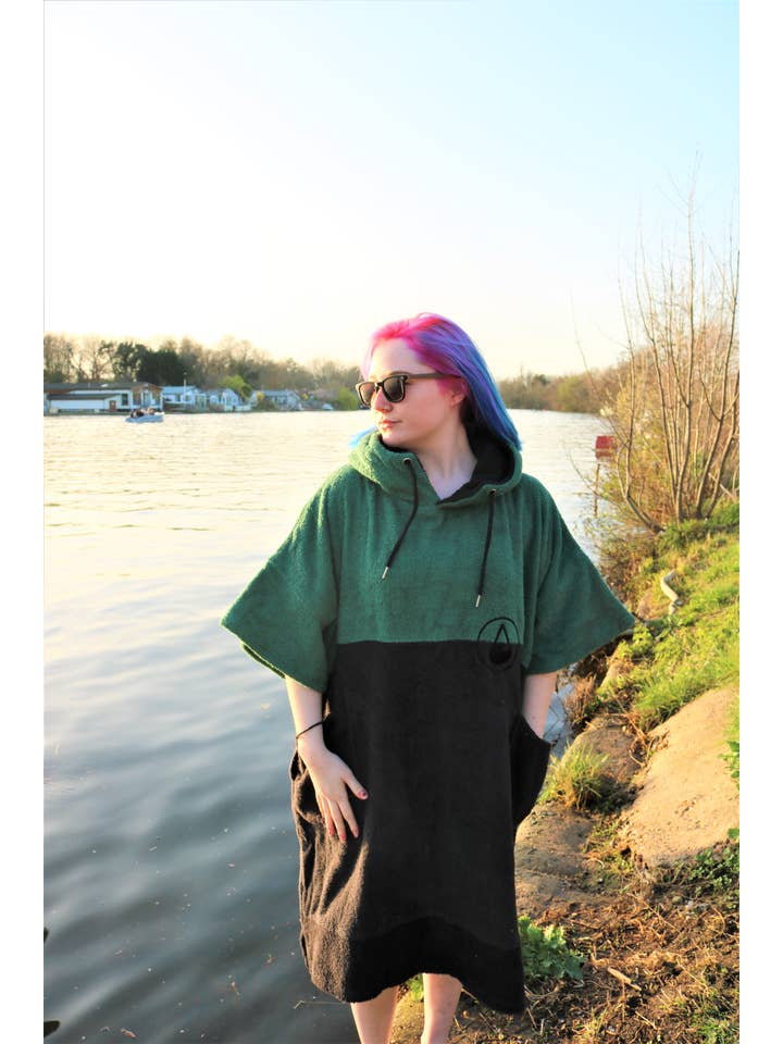 Inventsports Limited - Vendita all'ingrosso Vestaglia - Unisex - Poncho da spiaggia e fasciatoio Wave-Hawaii MOVE
