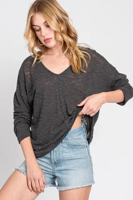Final Touch - Wholesale Knit Top - Women's - V-Neck Knit Long Sleeve Top - T3104427