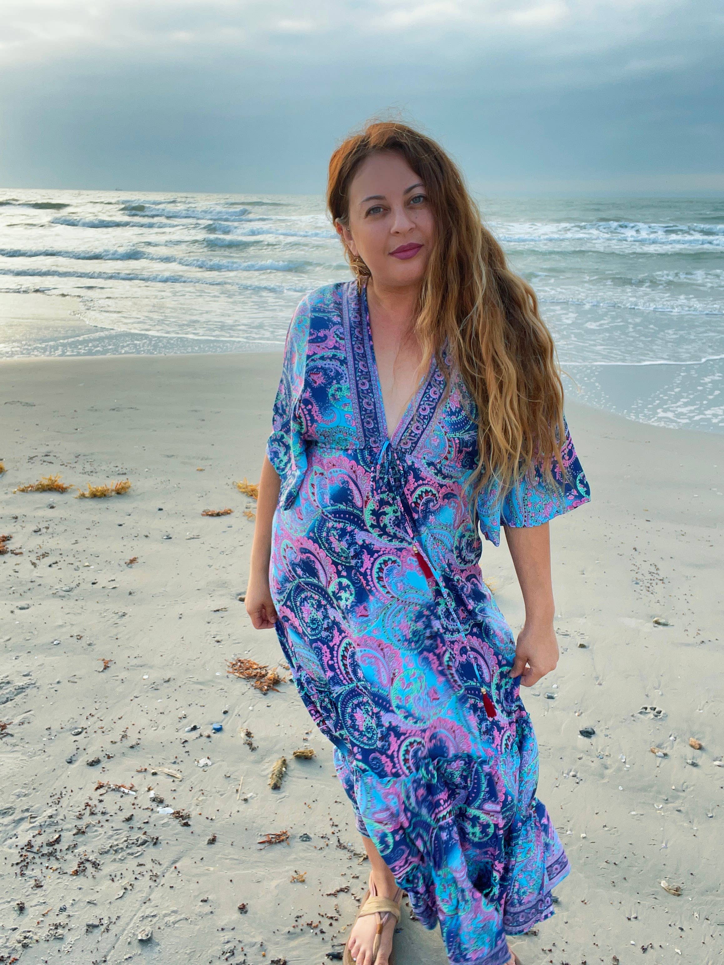 Pink and Silver – wholesale Klänning - Dam – Dubbel V-ringad Bohemisk Maxi Silkesklänning (Marinblå/Rosa)1