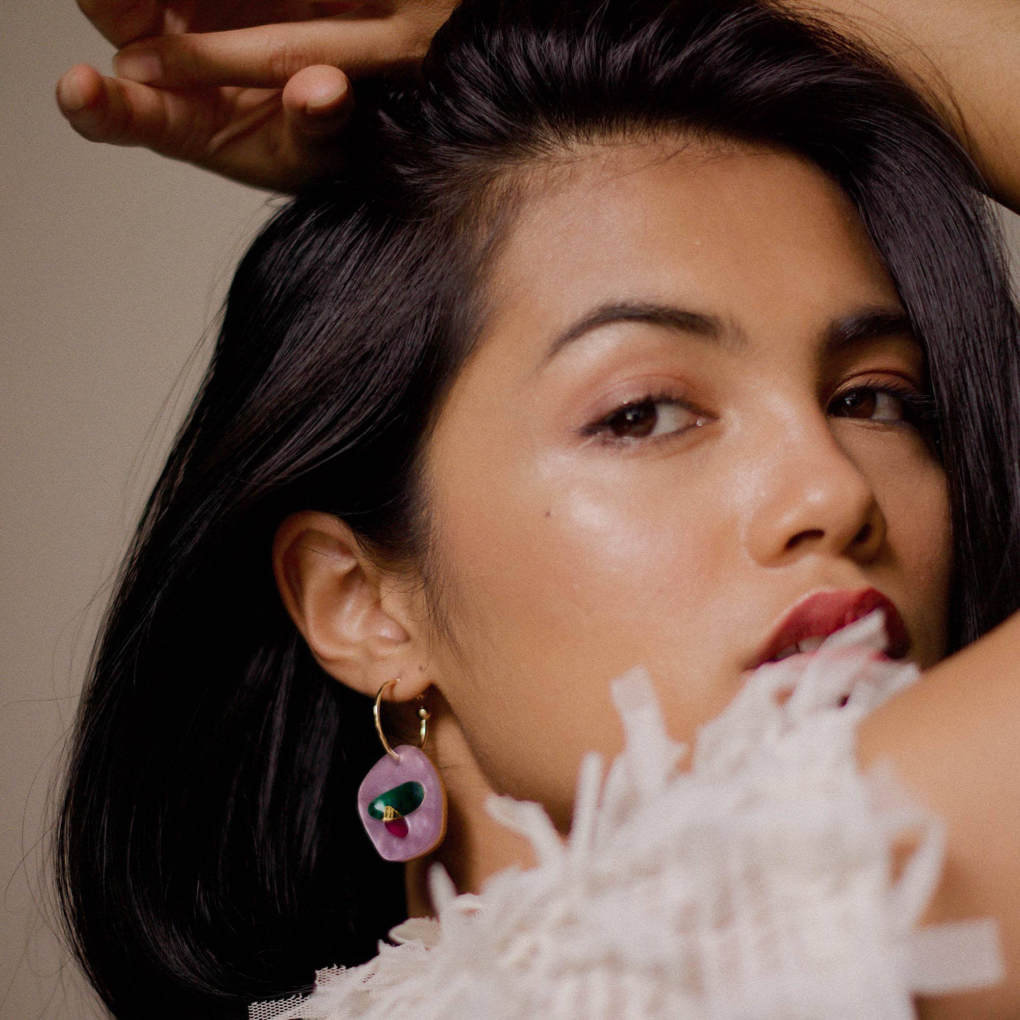 Pepper You - Wholesale Hoop Earrings - Puddle Hoop Earrings in Lilac4