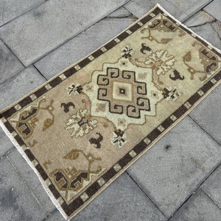 The Loom Wholesale - Wholesale Door Mat - Small Turkish Oushak Vintage Rug Handmade Door Mat2