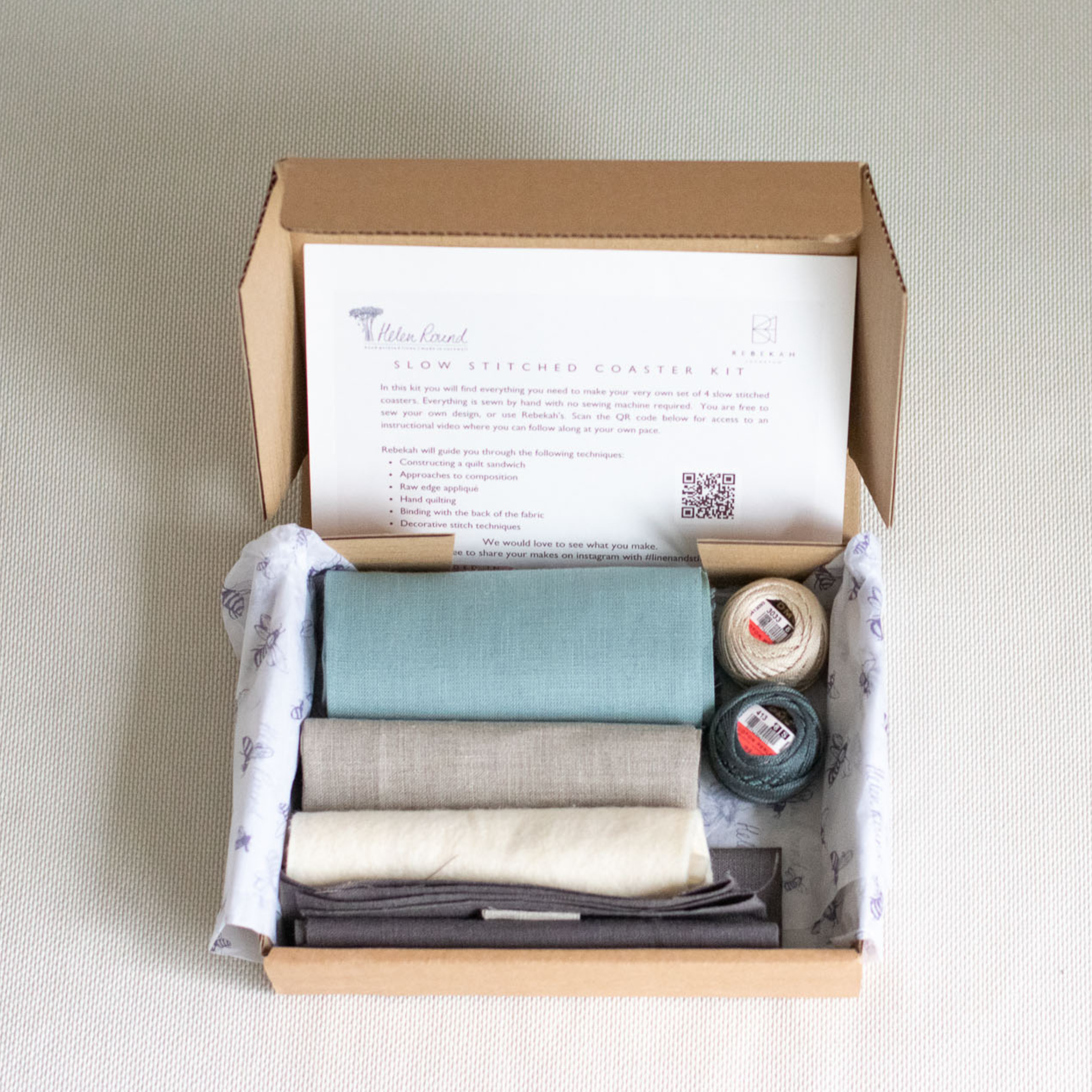 Helen Round - hand printed linen (US Duties Paid) - Vente Kits de couture - Kit de sous-verres en lin cousu lentement, projet de couture, kit d'artisanat5