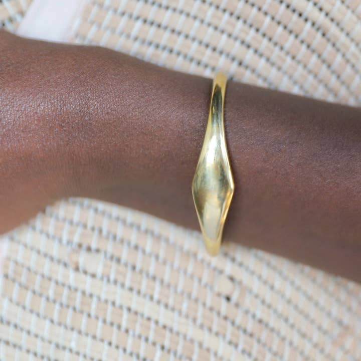 Stev Bracelet for wholesale by Meyelo