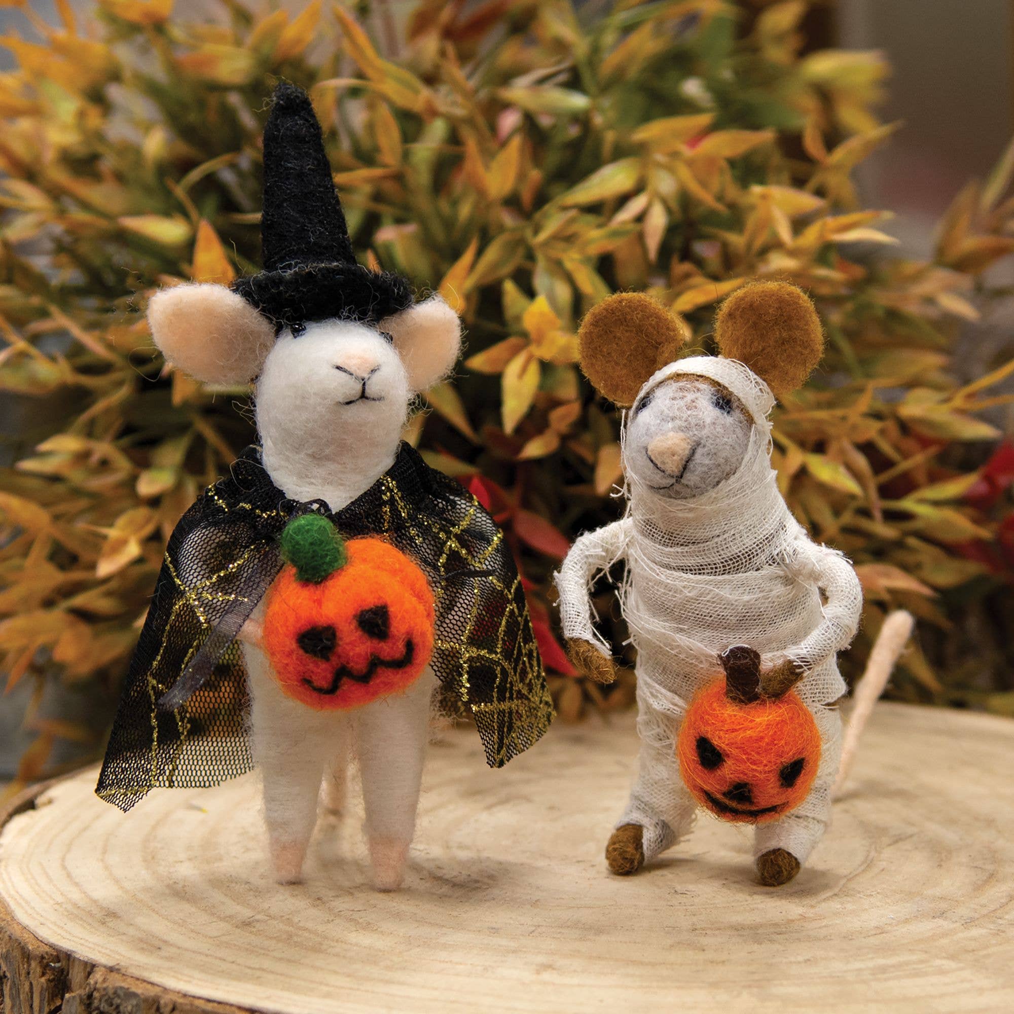 Bright Ideas - Wholesale Ornament - Felted Mummy Mouse Ornament2