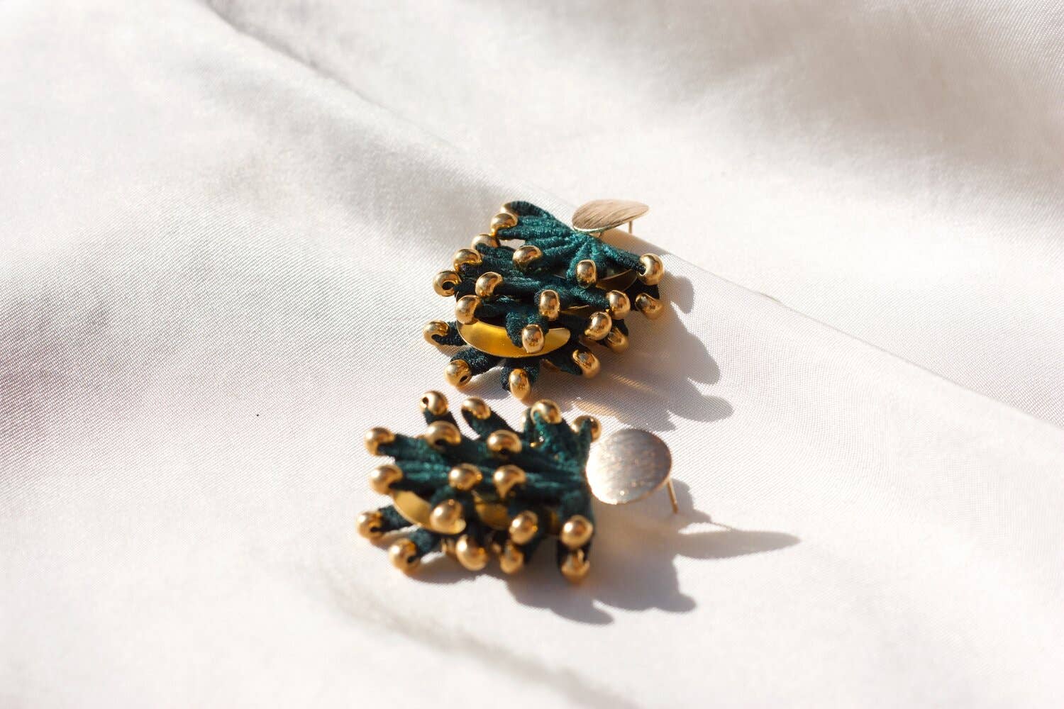 This Ilk - Vente Clous d'oreille - Boucles d'oreilles Corallia26