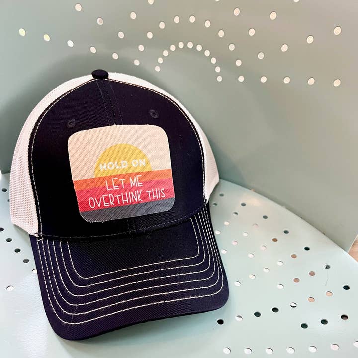 Chapeau Overthinking pour la vente par Tee 2 You