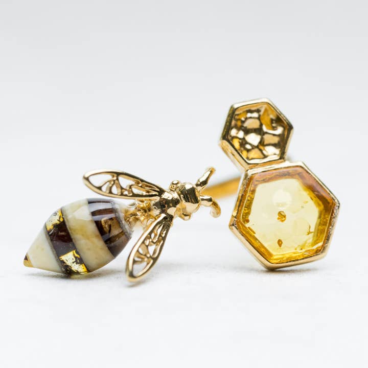 Gold Honeycomb Ring Baltic Amber Bee Ring Gold Hexagon Ring for wholesale by Marcin Waryszak