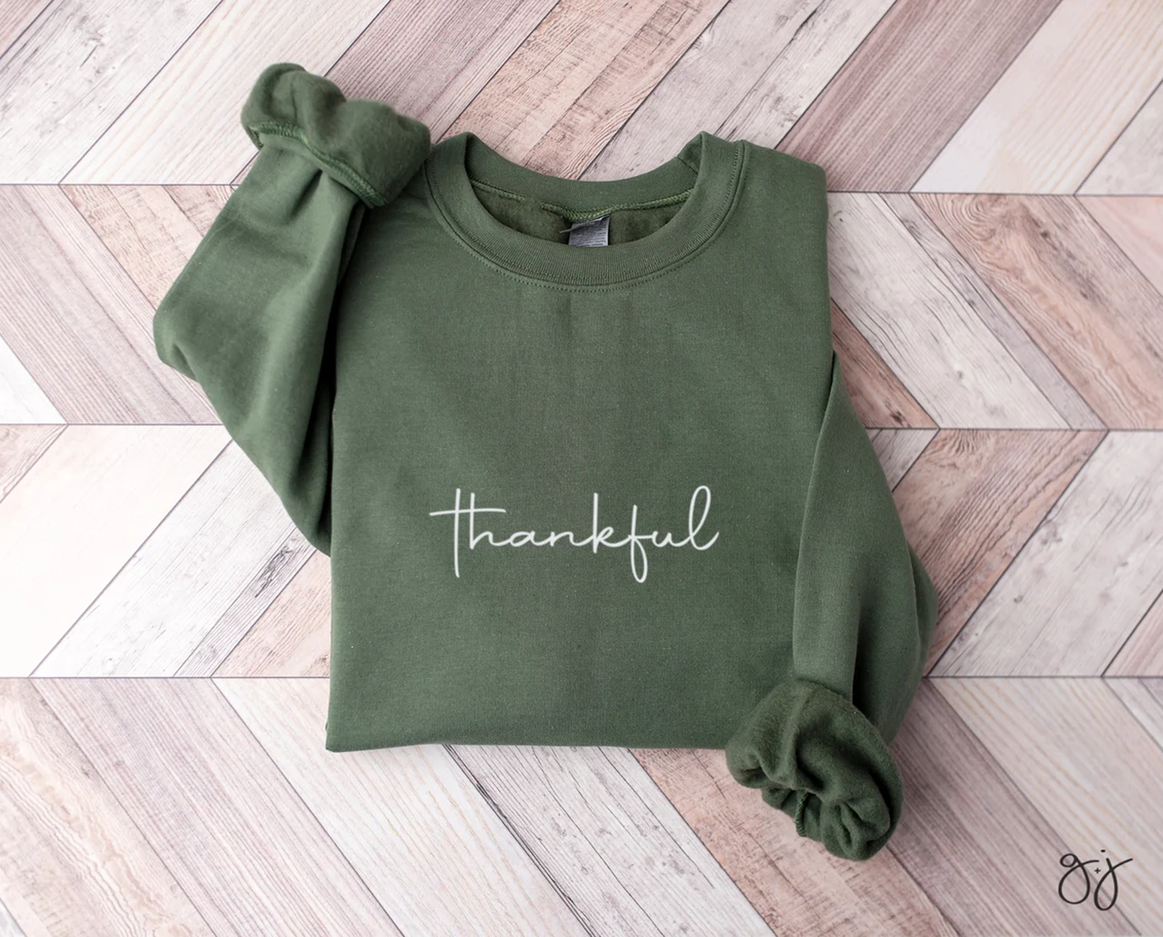 G & J Avenue - Wholesale Graphic Sweatshirt - Women's - Thankful Holiday Crewneck, Minimal Thanksgiving Sweatshirt4