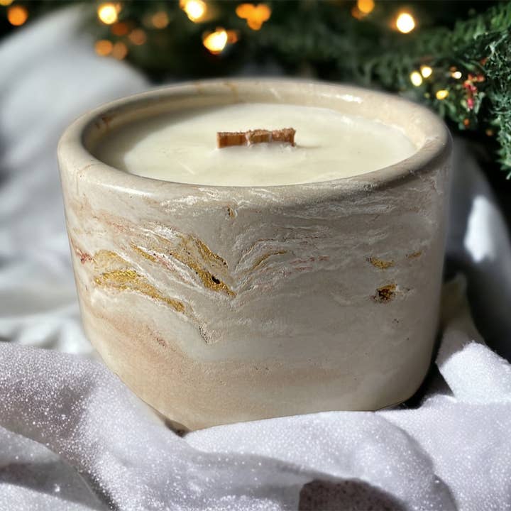 Gimme A Kiss for wholesale by Marie’s Halo