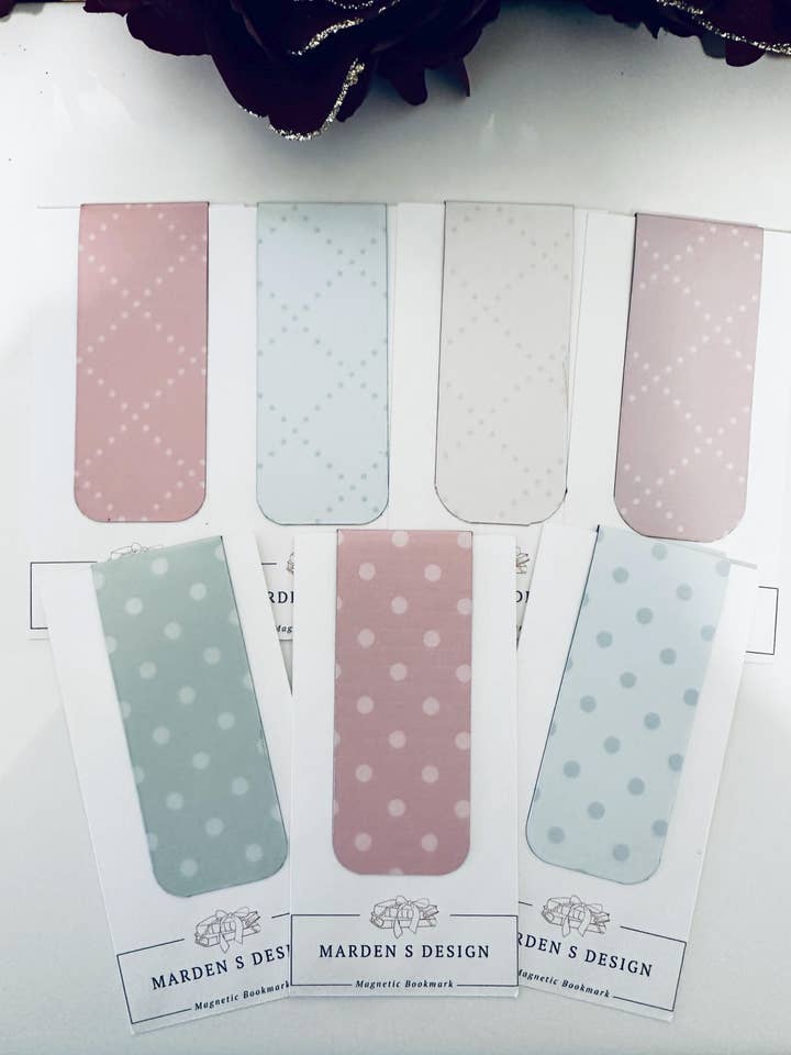 Marque-pages magnétiques pastel | Marque-page à motif sans couture pour la vente par Marden S Design