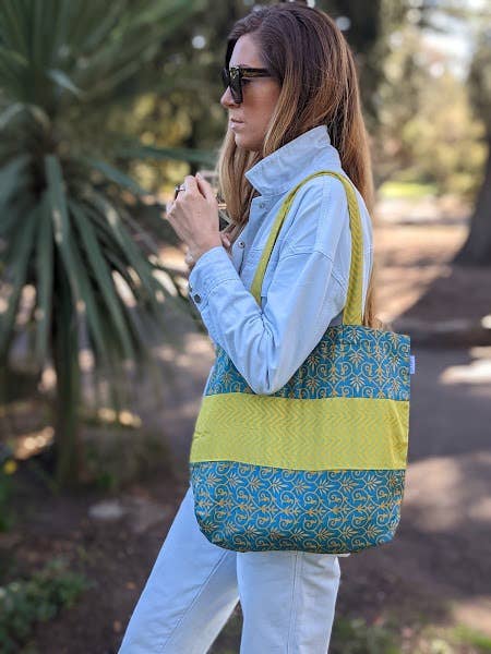 Pri Pri - Vente Tote bag – femme - Sac fourre-tout upcyclé en sari, doublé, couleurs variées, fabrication éthique3