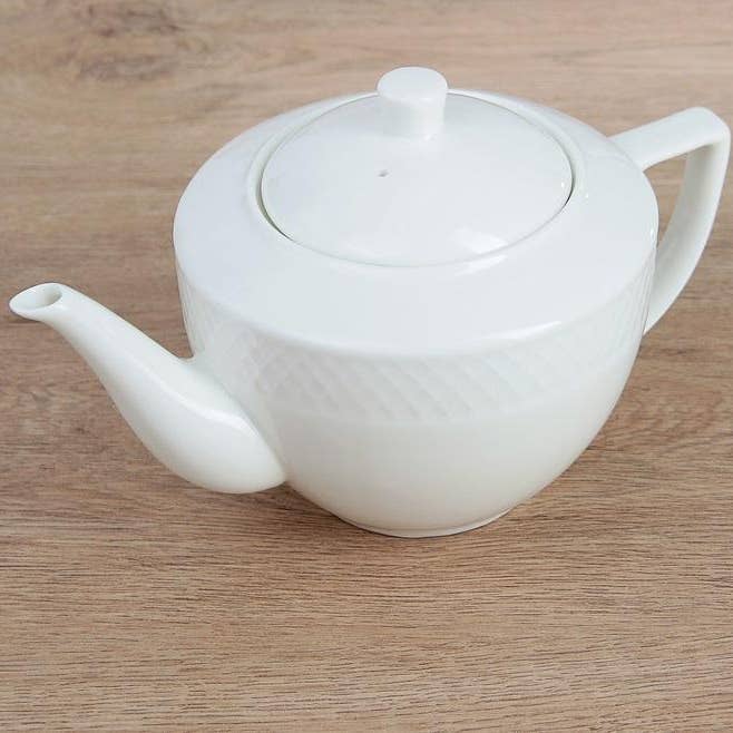 30 oz Fine Porcelain Teapot In Gift Box for wholesale by WILMAX USA