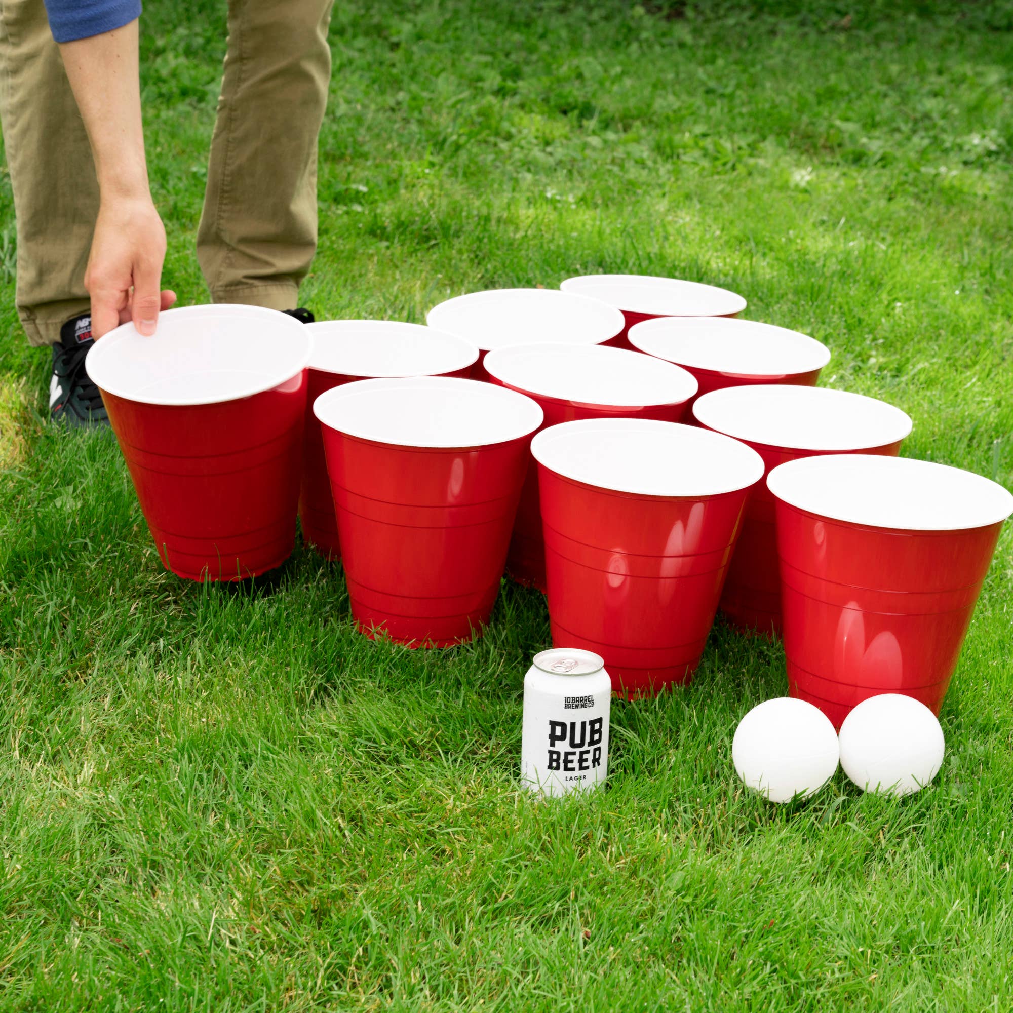 TRUE - Wholesale Board Game - Party Giant Beer Pong Set of 20 XL Cups and 4 XL Balls3