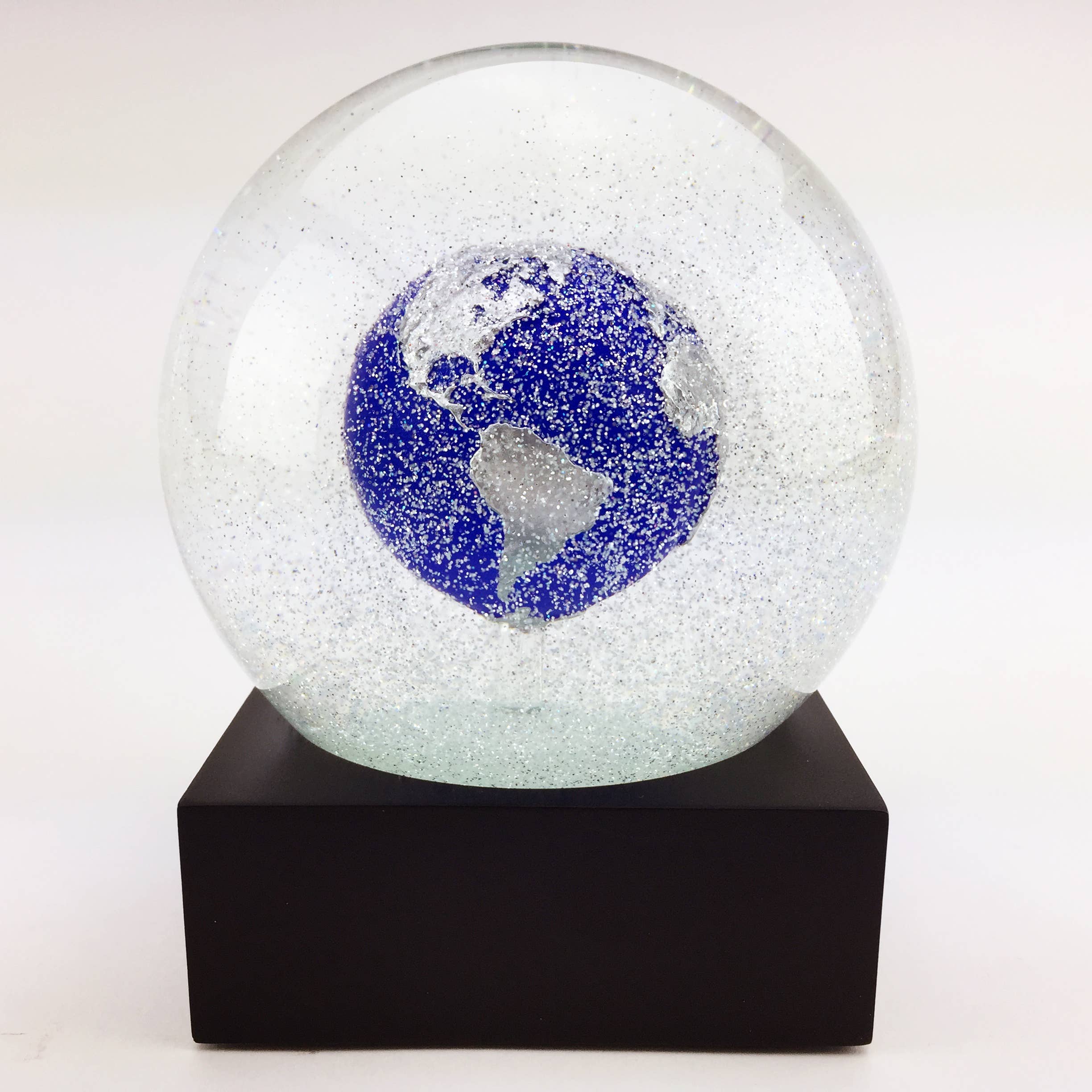 CoolSnowGlobes - Wholesale Snow Globe - Big Blue Marble Snow Globe6