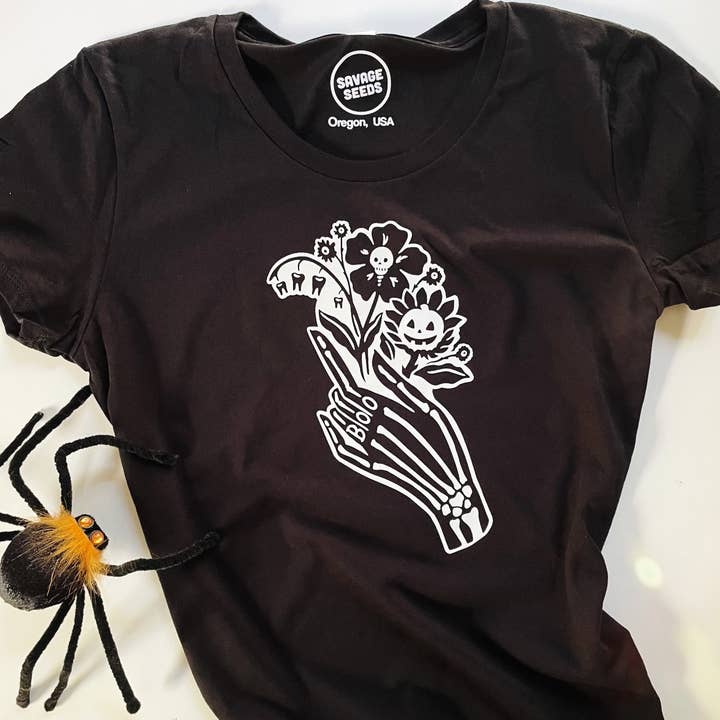 BOO - Halloween Dame Tee for engroshandel hos Savage Seeds