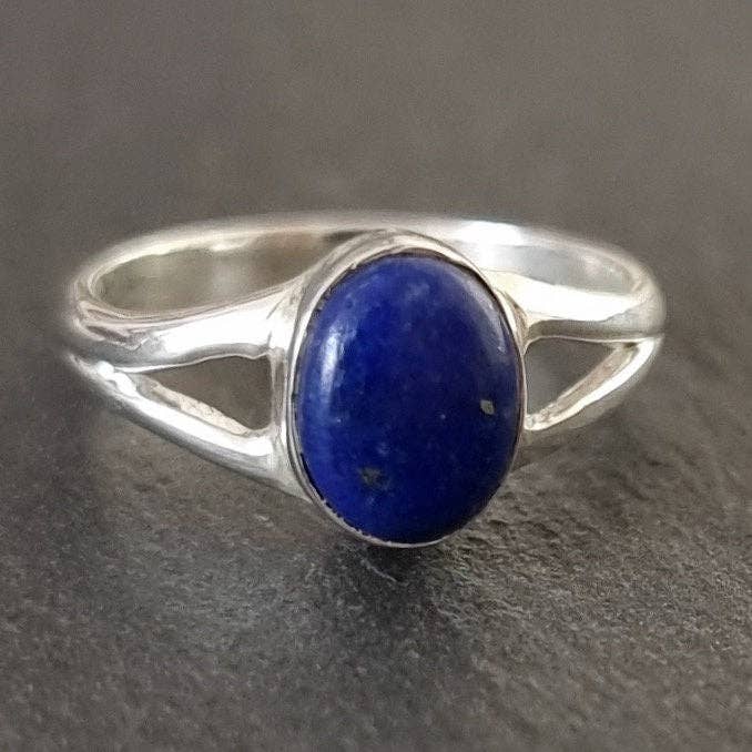 Mistry Gems – wholesale Single stone/solitaire ring – Lapis Lazuli Small Oval Silver Ring, R3LL