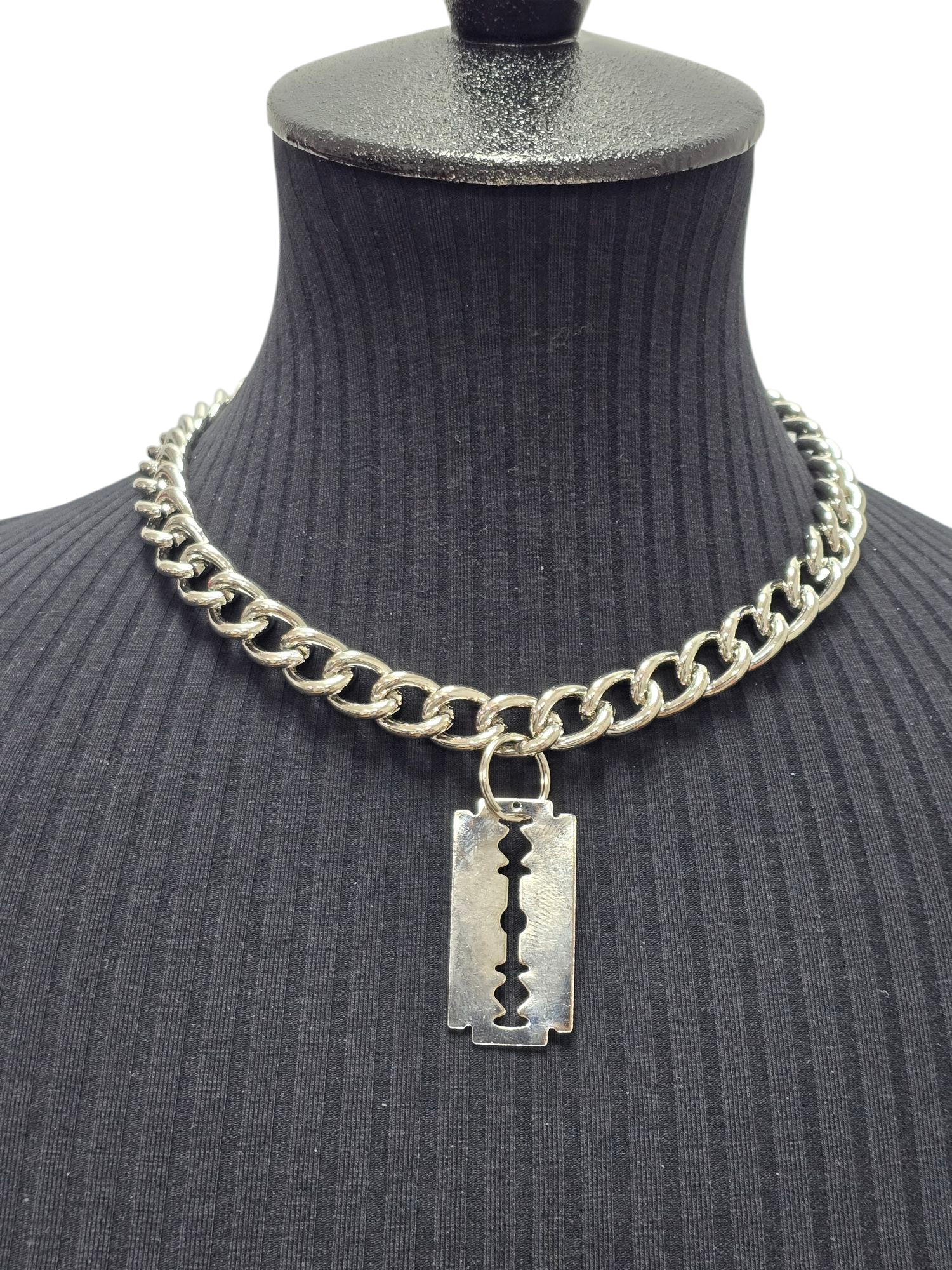 Funk Plus - Wholesale Pendant/Charm Necklace - FC987 RAZOR BLADE PENDANT3