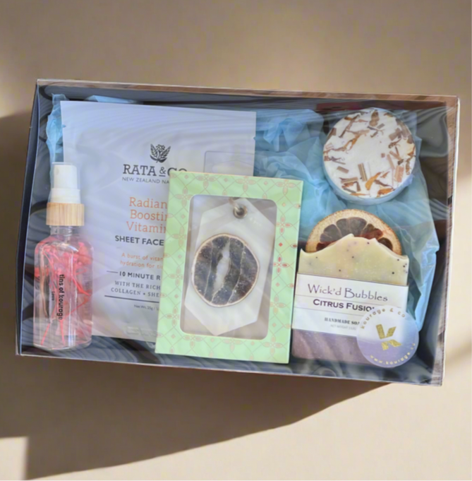 Kourage & co - Wholesale Gift box - Care Pack | Women’s Collection | Gift boxes | Care Package 0