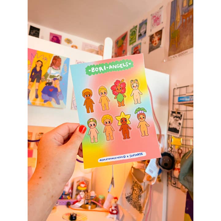 Bori Angels klistermærke - Ashleyooacevedo X Sofiarte for engroshandel hos Ashley Acevedo