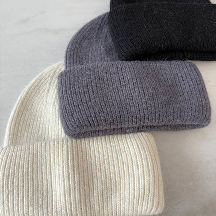 Billy Bamboo - Wholesale Beanie - Women's - ROYAL ANGORA BEANIE - neutral19