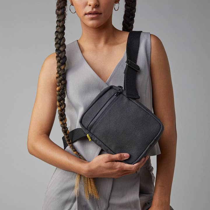 Fluf - Wholesale Crossbody Bag - Women's - Mini Crossbody - Carbon5