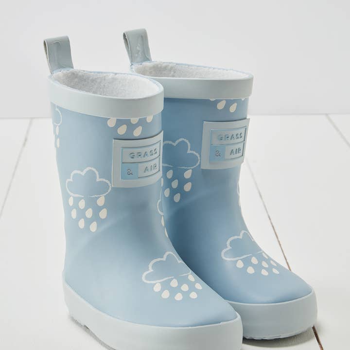 Kleine Kinderen IJsblauwe Kleuronthullende Regenlaarzen voor wholesale door Grass & Air