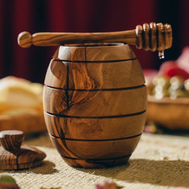 Handcrafted Olive Wood Honey Pot with Dipper and other Purchase Wholesale lait beaba. Free Returns & Net 60 Terms on Faire trending on Faire.