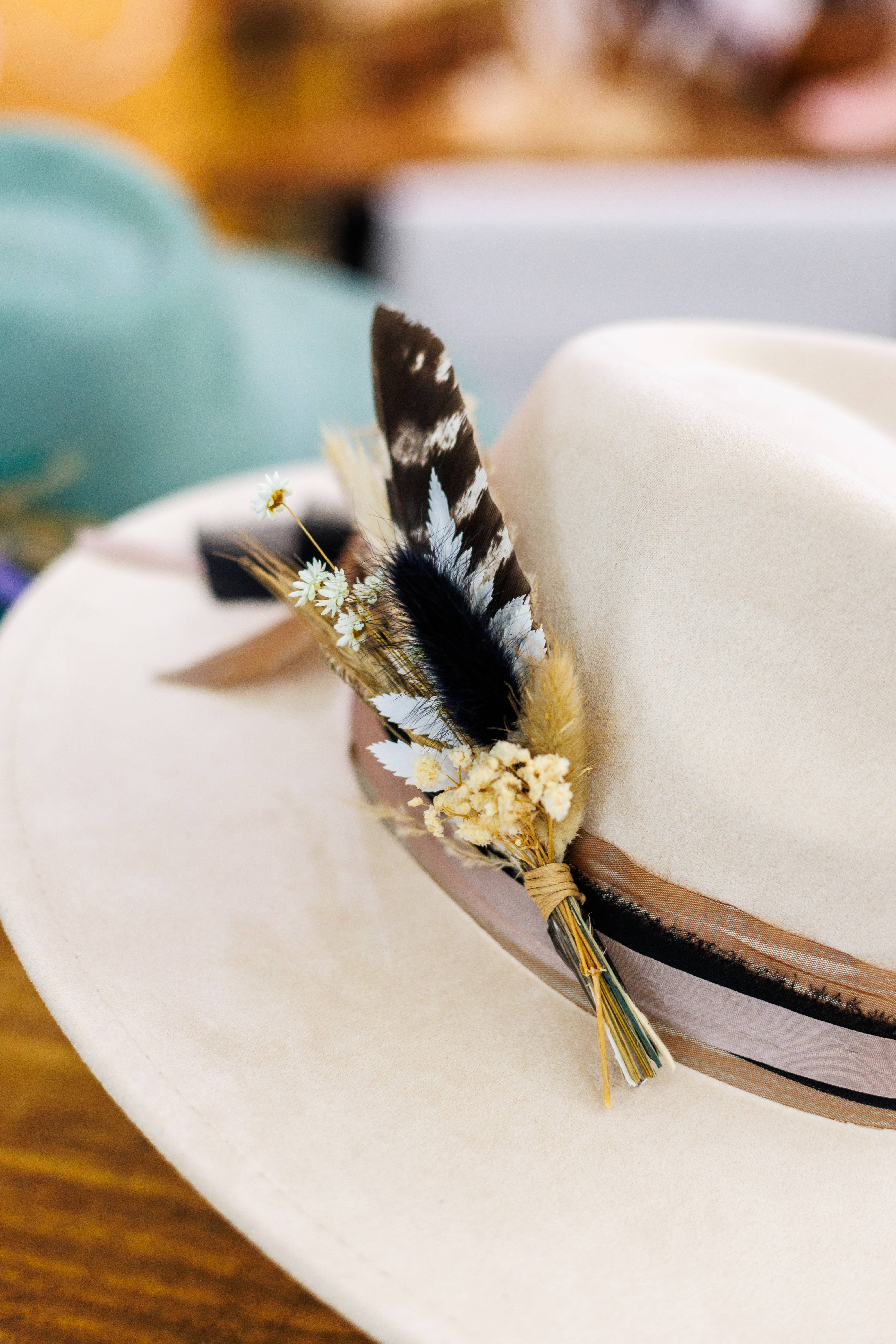 BrimBuds – wholesale Hat accessory – Women's – Florals and Feathers Boho Western Hat Pins Assortment5